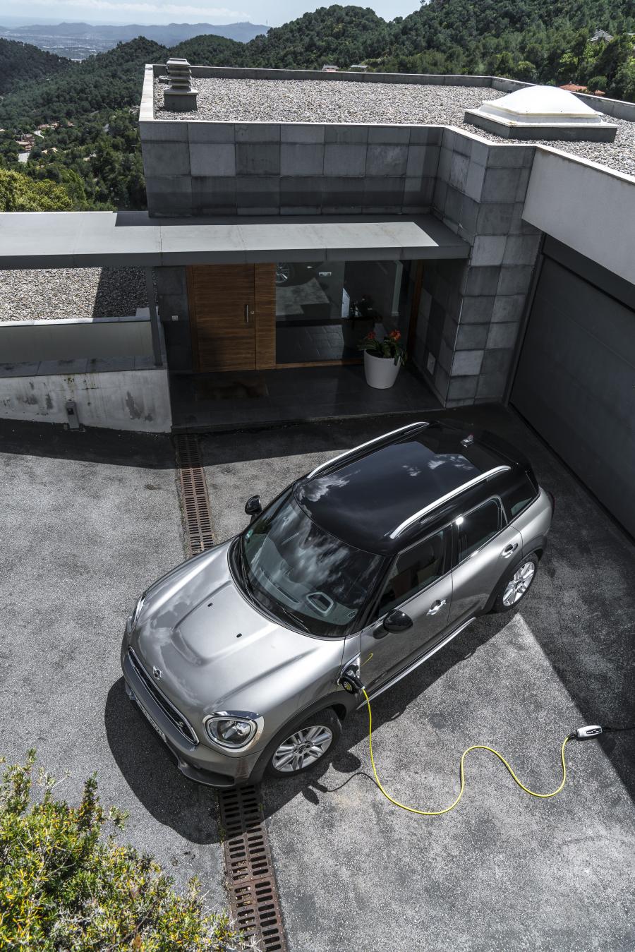  Mini Cooper S E Countryman ALL4 (F60) 2017 года  (WW) (фото 80 из 173)